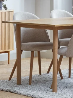 ALSTED + THORUPMesa ALSTED L160 roble natural + 4 sillas THORUP beis/roble