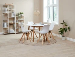 JEGIND + BLOKHUSMesa JEGIND Ø105 blanco + 4 sillas BLOKHUS blanco
