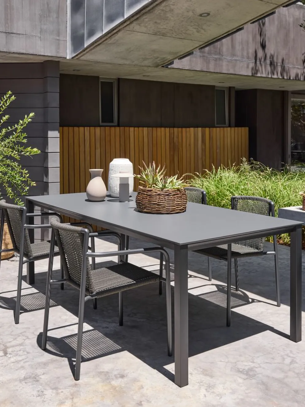 LANGETMesa de jardín LANGET A95xL207 negro