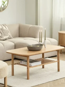 LYNGVIGMesa de centro LYNGVIG 60x110 con estante roble natural