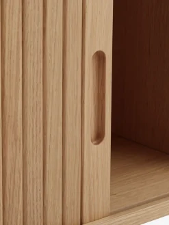 LYNGVIGMueble TV LYNGVIG 120cm 2 puertas persiana roble natural