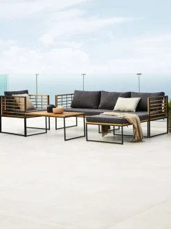 UGILTMesa de centro de exterior UGILT A60xL90 madera dura